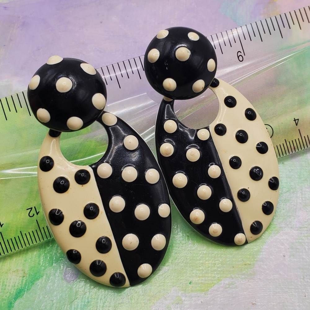 Retro 80s Earrings Polka Dot Black Cream Enamel Metal Pierced